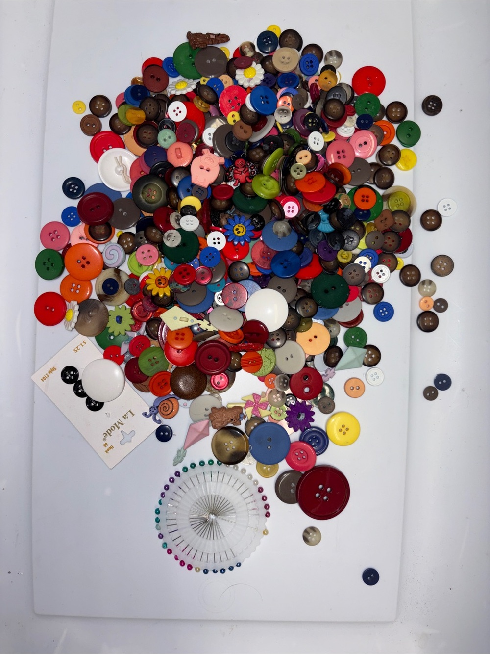 Vintage Buttons - Assorted Lot